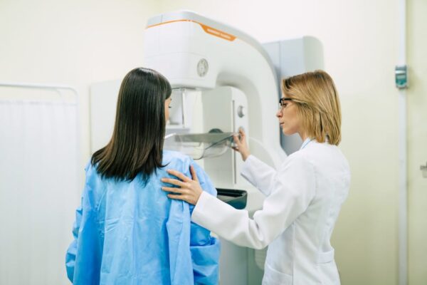 Cancerul pulmonar: cauze, simptome, diagnostic și opțiuni de tratament