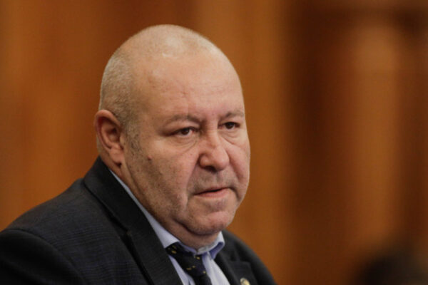 Fenechiu cere consultări pentru reforma administrativă propusă de Sorin Grindeanu