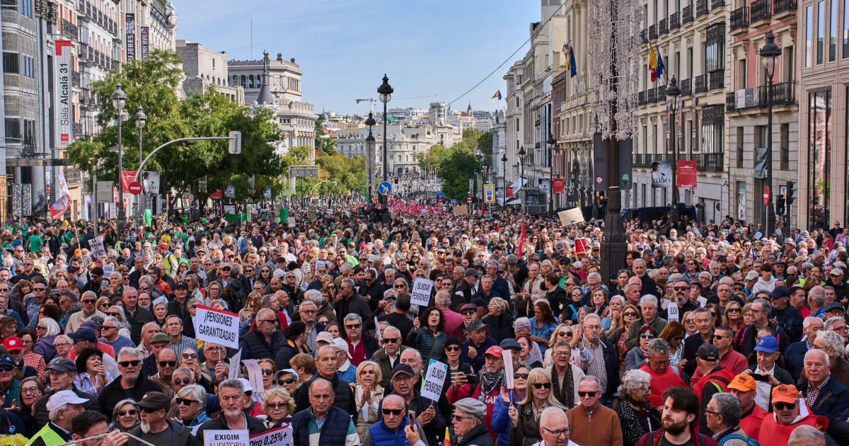 Madrid: 25.000 de manifestanți cer protejarea pensiilor înaintea alegerilor anticipate